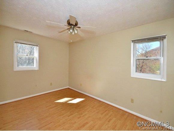402 Elbert Burnett Road Canton, NC 28716 - Photo 6 of 11