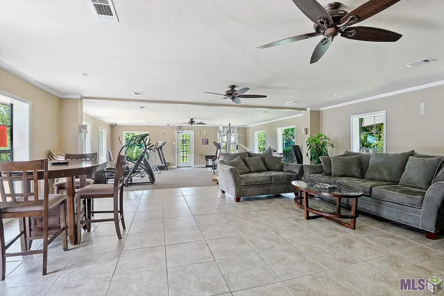 $1,300 | 10300 West Winston Avenue, Unit 6, Baton Rouge, LA 70809