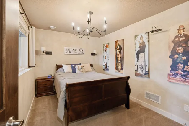 $844,900 | 2559 Woods Drive, Victoria, MN 55386