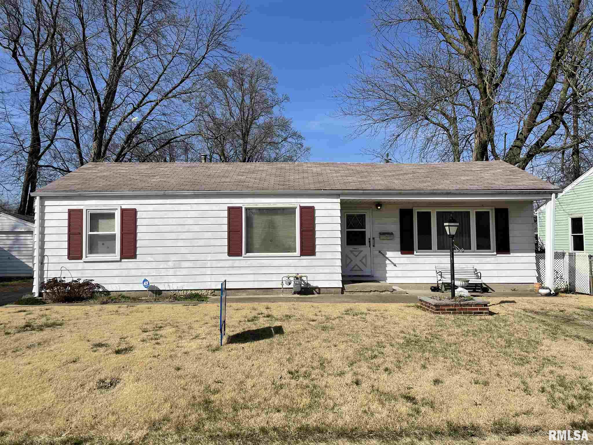 309 East Stanford Avenue Springfield, IL 62703 - Photo 1 of 17 Gallery Image 1