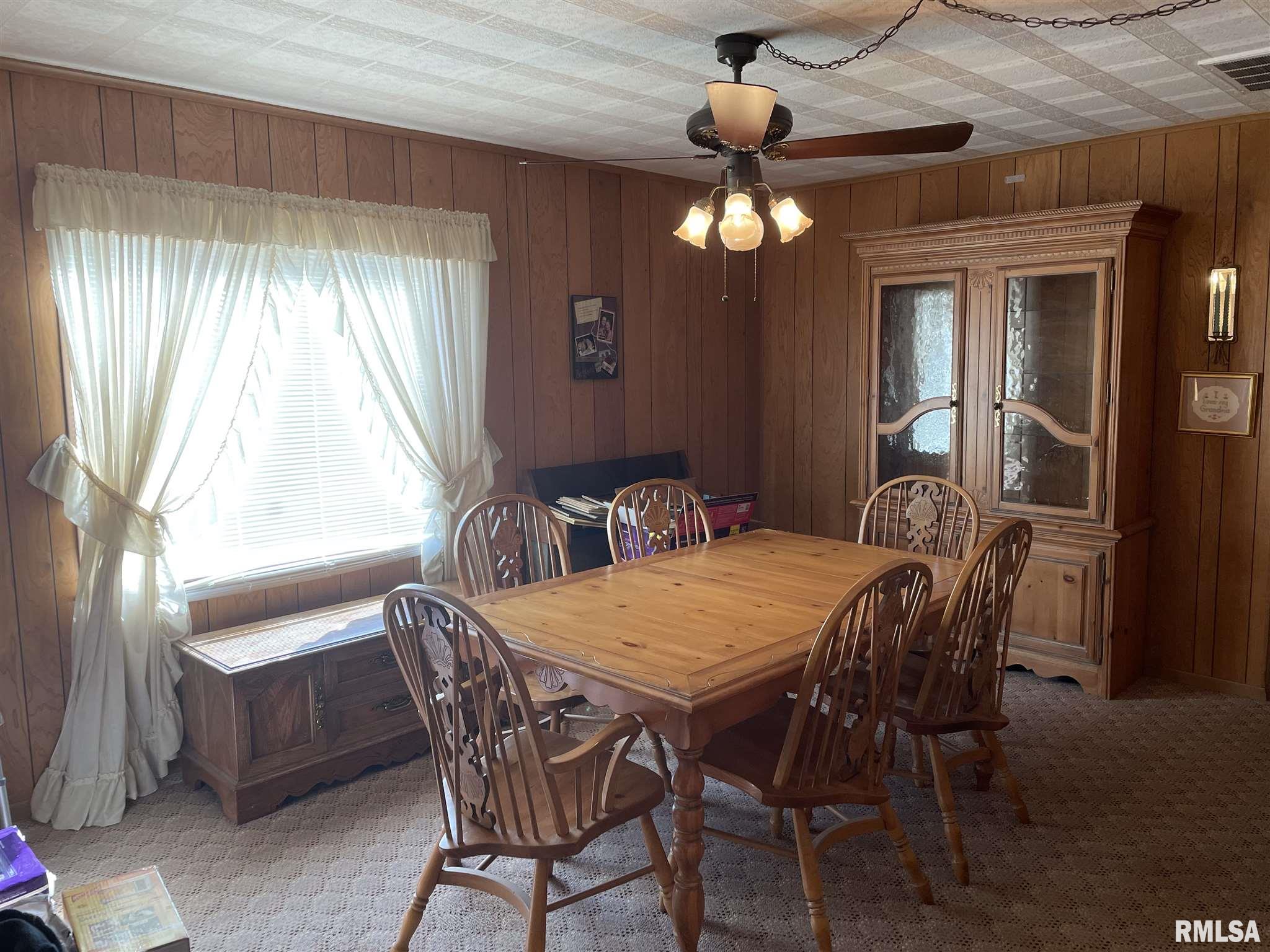 309 East Stanford Avenue Springfield, IL 62703 - Photo 4 of 17 Gallery Image 4
