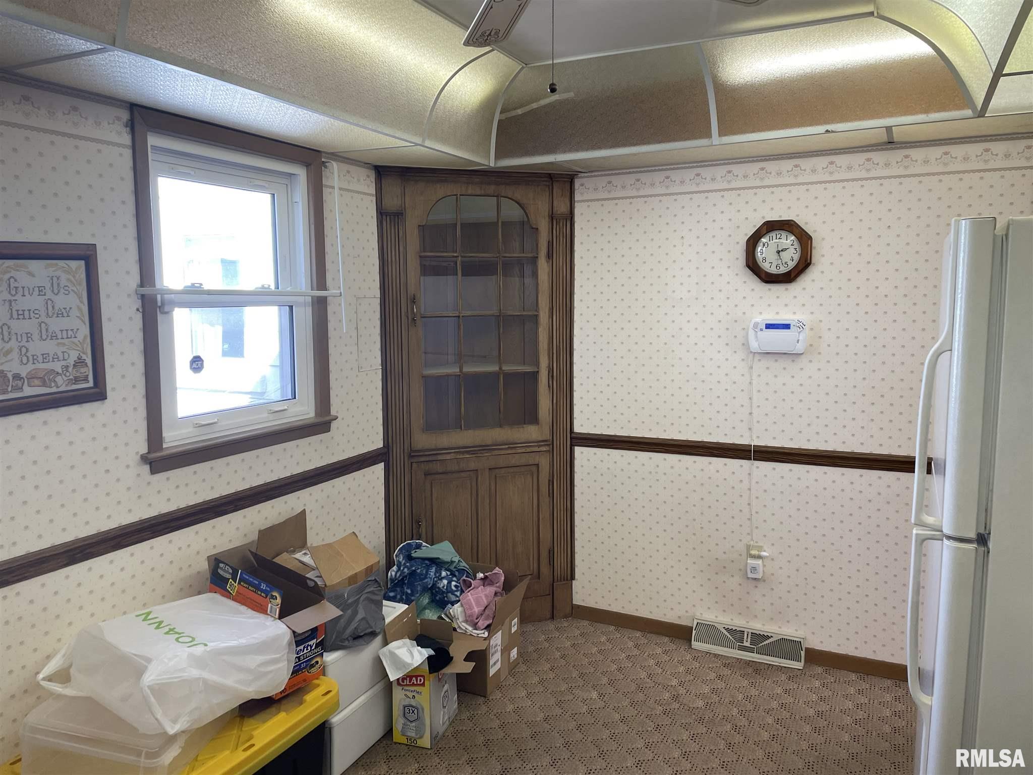 309 East Stanford Avenue Springfield, IL 62703 - Photo 6 of 17 Gallery Image 6