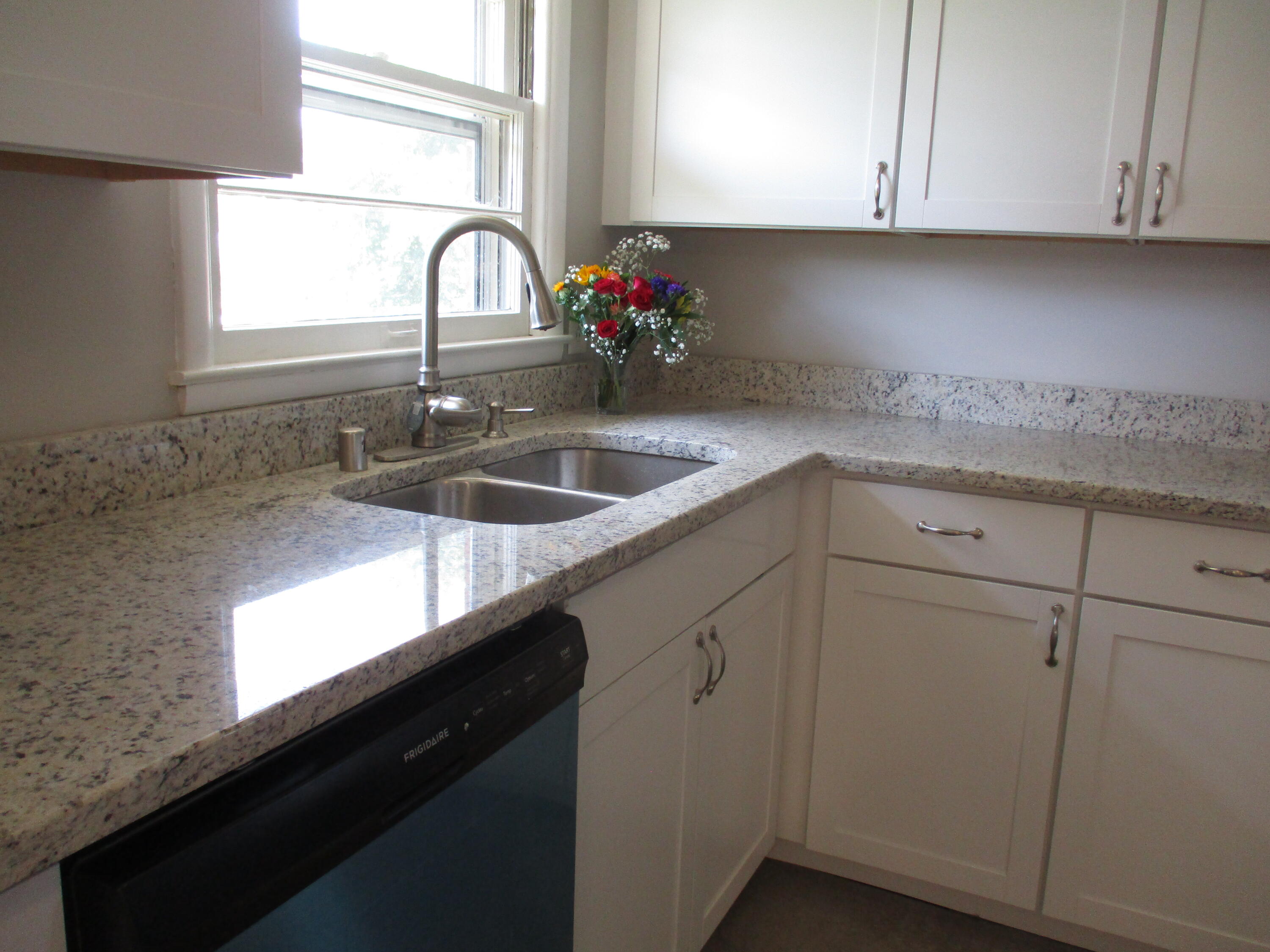 2865 Clays Mill Road Lexington, KY 40503 - Photo 5 of 18 IMG_1199