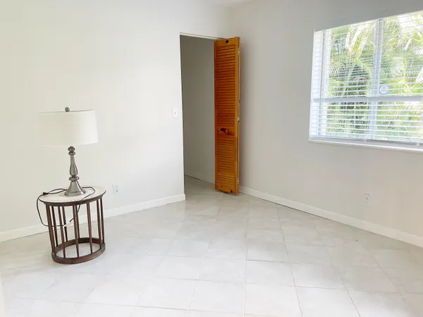 $1,900 | 5971 La Pinata Boulevard, Unit B1, Greenacres, FL 33463