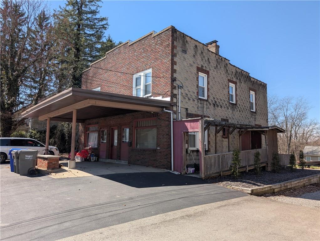 126 Main Street Connoquenessing, PA 16027 - Photo 2 of 31