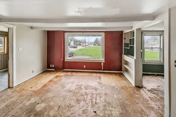 $295,000 | 15311 Illinois Rte 59, Plainfield, IL 60544