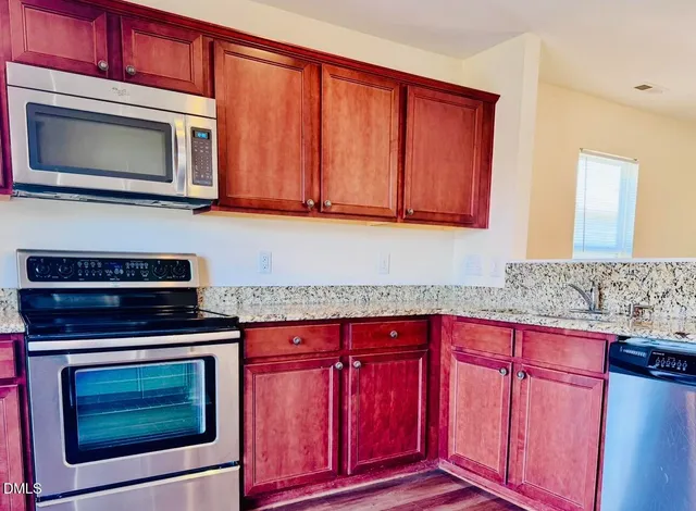 $2,100 | 202 Collington Drive, Mebane, NC 27302