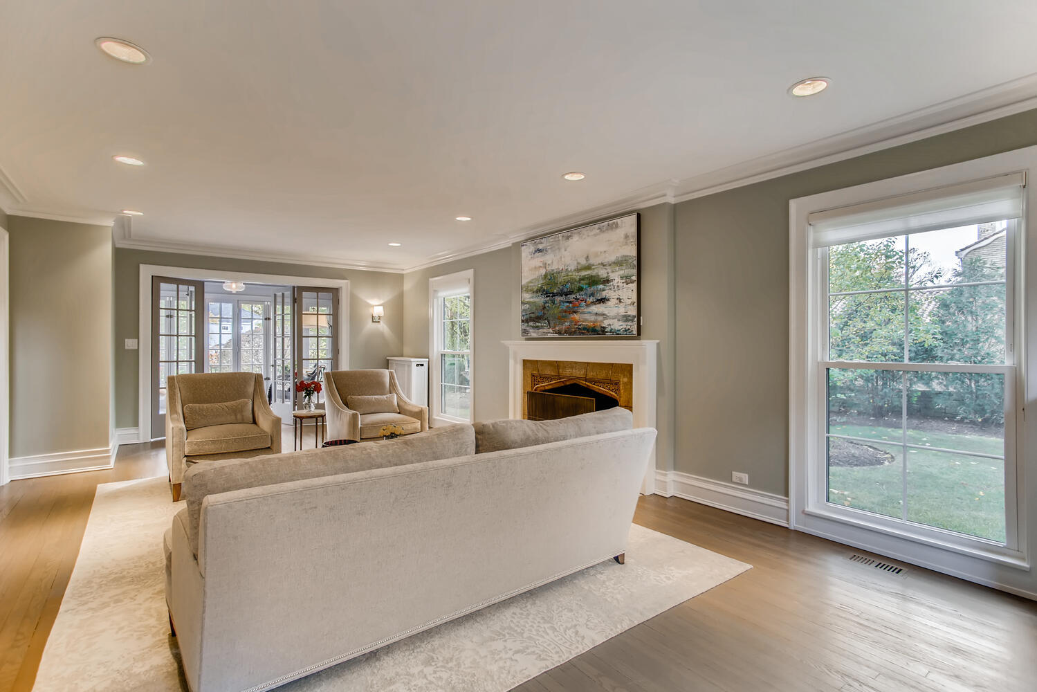 950 Eastwood Road Glencoe, IL 60022 - Photo 13 of 52