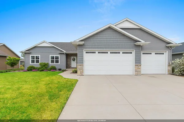 $540,000 | 2066 West Heron Lane, Appleton, WI 54913