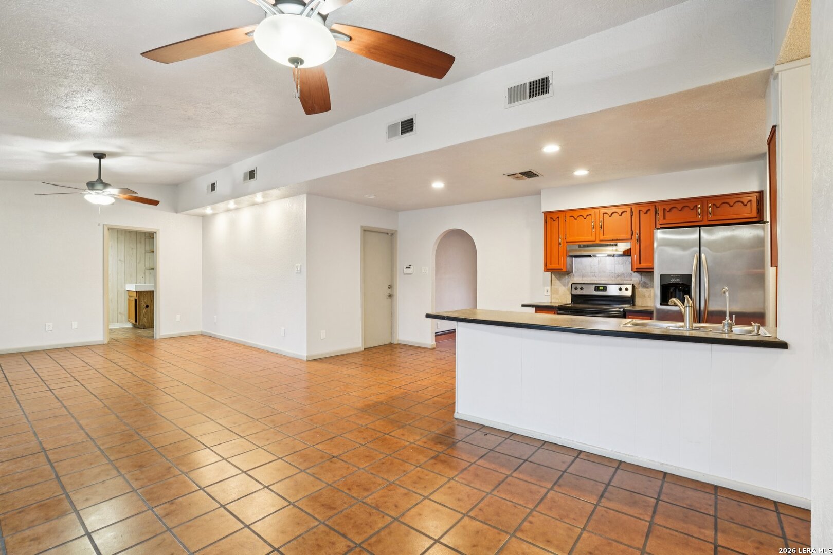 6306 Sunview Street Leon Valley, TX 78238 - Photo 11 of 40