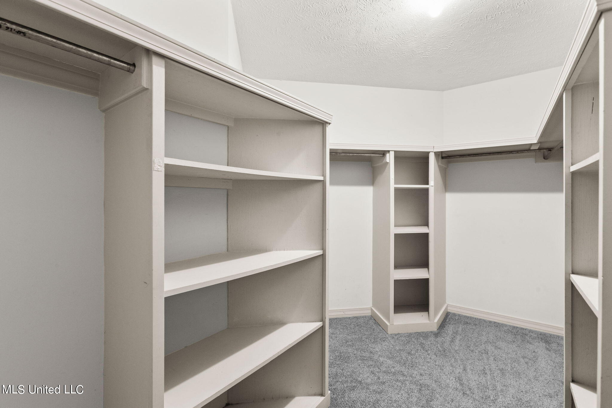 37 Eastgate Drive Brandon, MS 39042 - Photo 17 of 40 26-web-or-mls-37 Eastgate-26