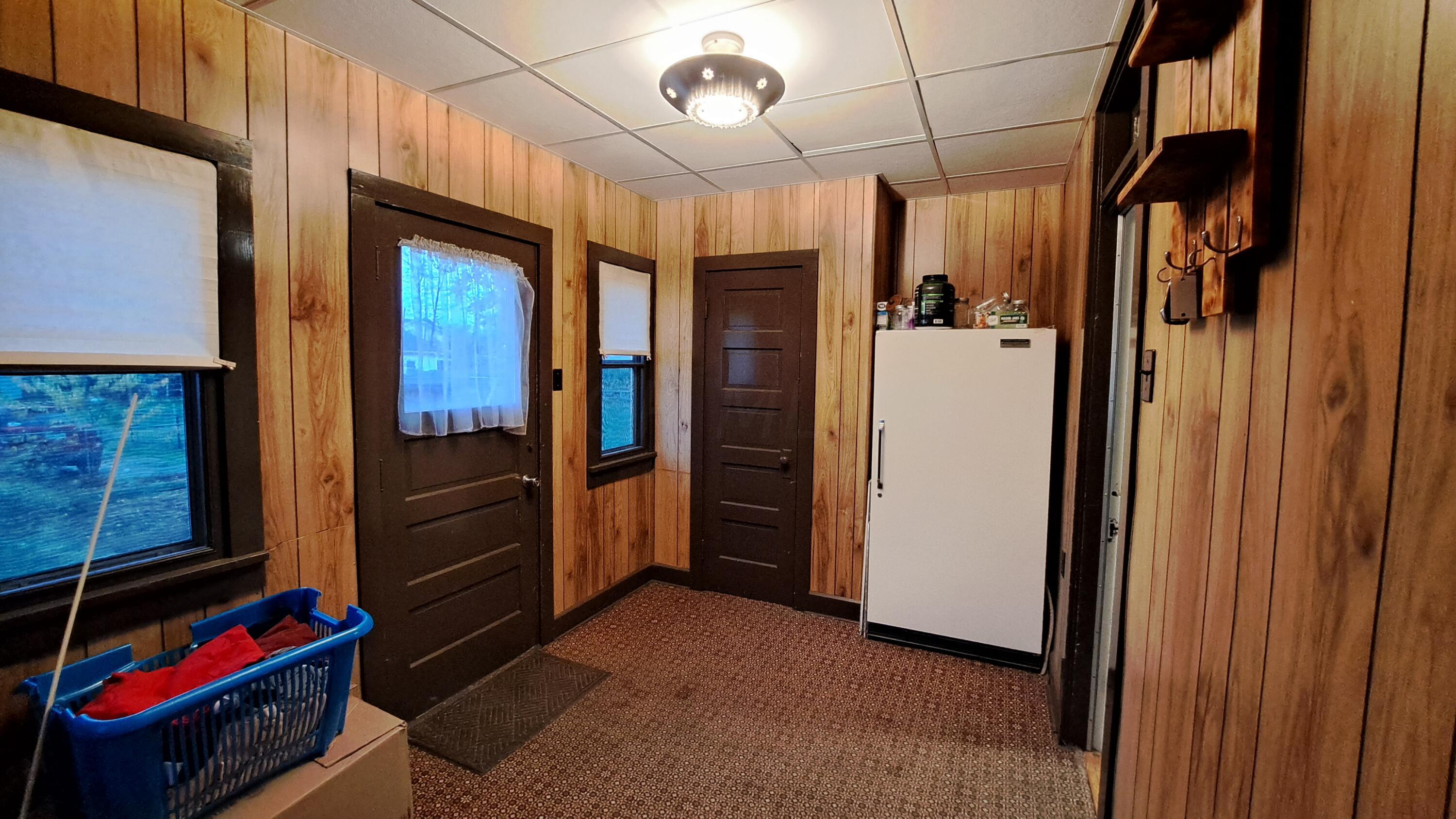 76 Commodore Street Newark, OH 43055 - Photo 23 of 53 Rear Entryway, Just Off Kitchen