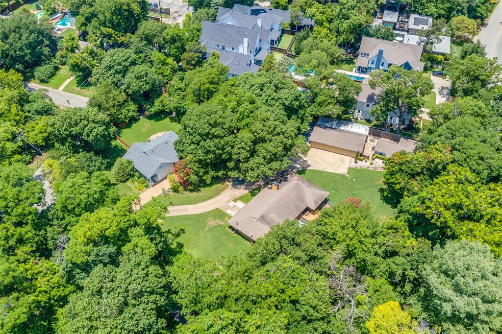 800 Harter Road Dallas, TX 75218 - Photo 2 of 17 Drone / aerial view of a tree filled landscape