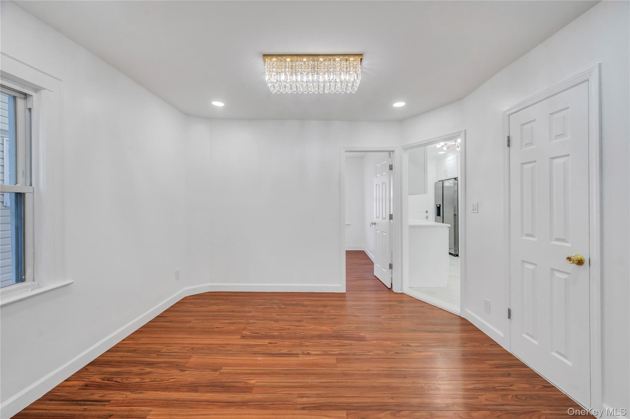 194-19 115th Road Queens, NY 11412 - Photo 11 of 37