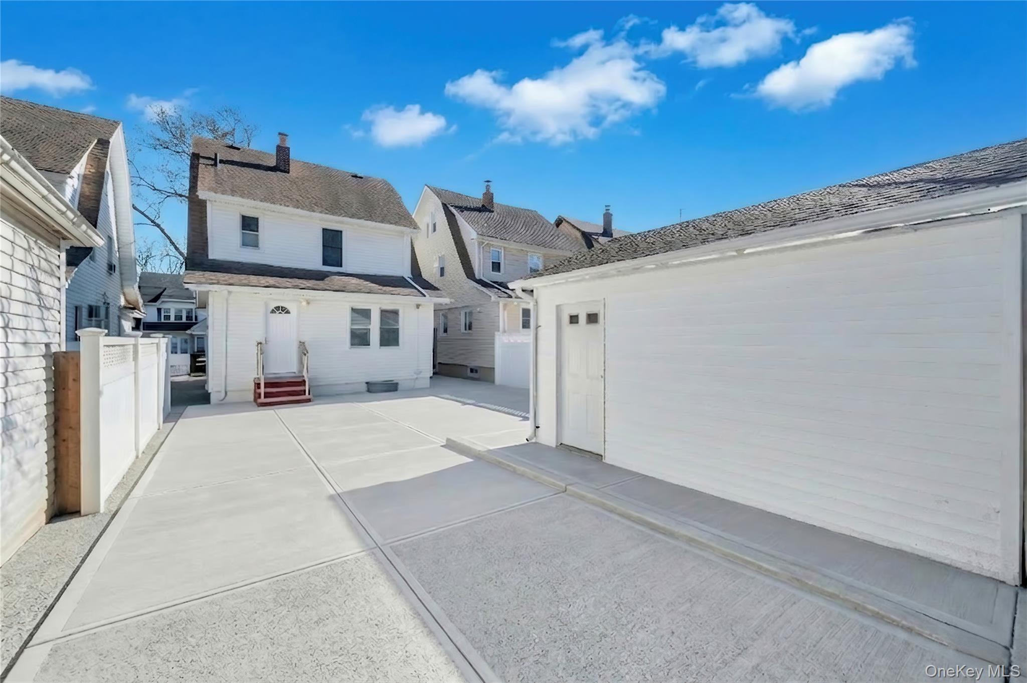 194-19 115th Road Queens, NY 11412 - Photo 35 of 37