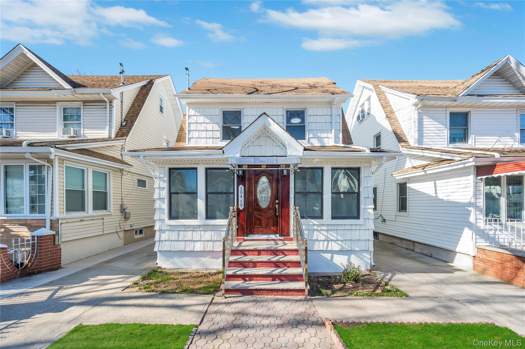 194-19 115th Road Queens, NY 11412 - Photo 4 of 37