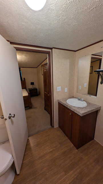 1563 Highway 311 Cross, SC 29436 - Photo 12 of 33 Full bath attached to large room