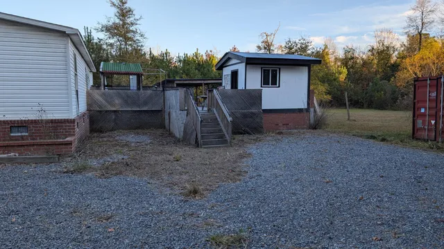 $350,000 | 1563 Highway 311, Cross, SC 29436