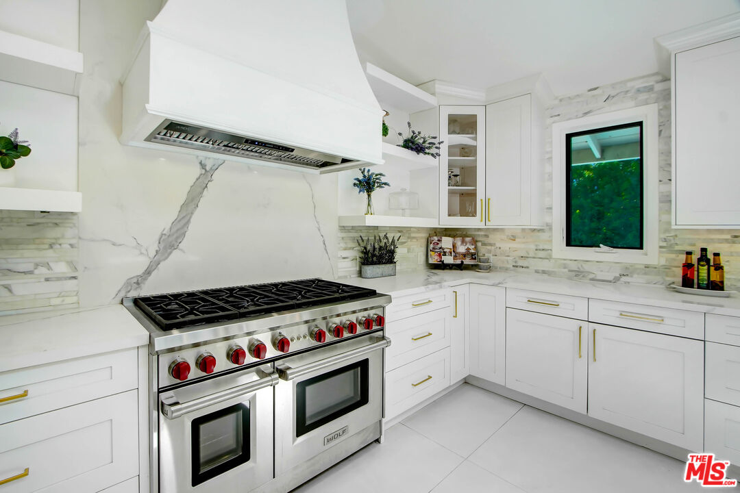 4166 Crisp Canyon Road Sherman Oaks, CA 91403 - Photo 18 of 55