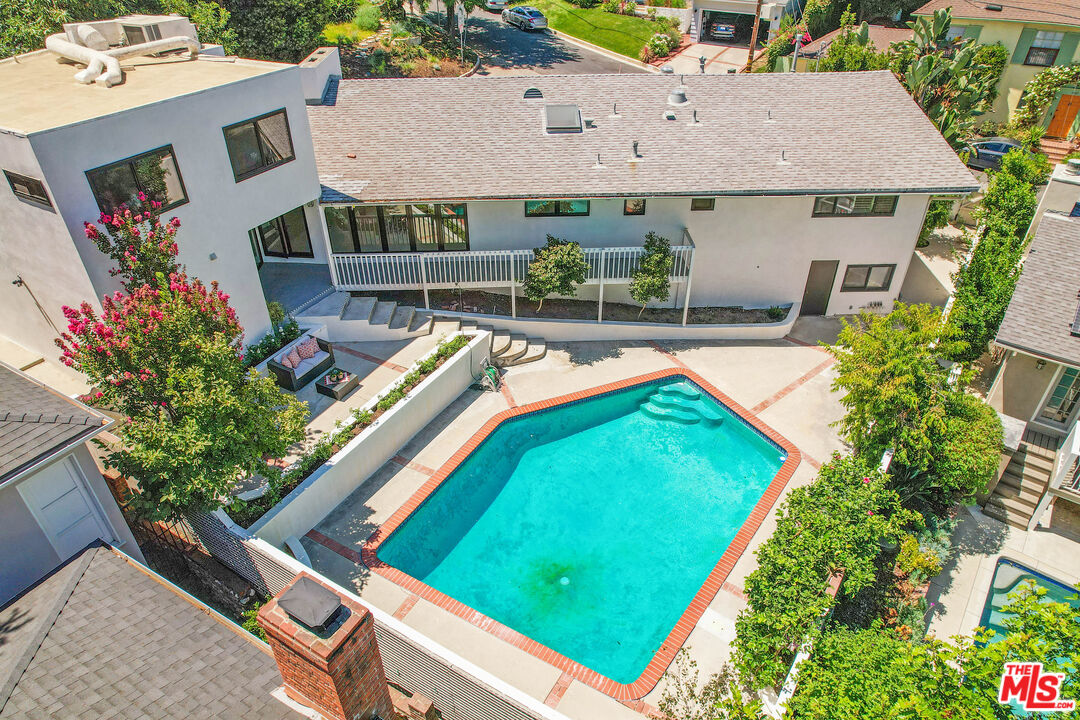 4166 Crisp Canyon Road Sherman Oaks, CA 91403 - Photo 52 of 55