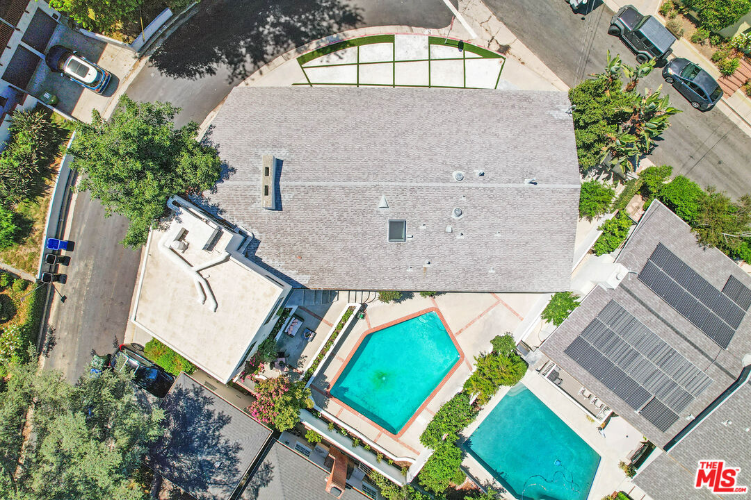 4166 Crisp Canyon Road Sherman Oaks, CA 91403 - Photo 53 of 55