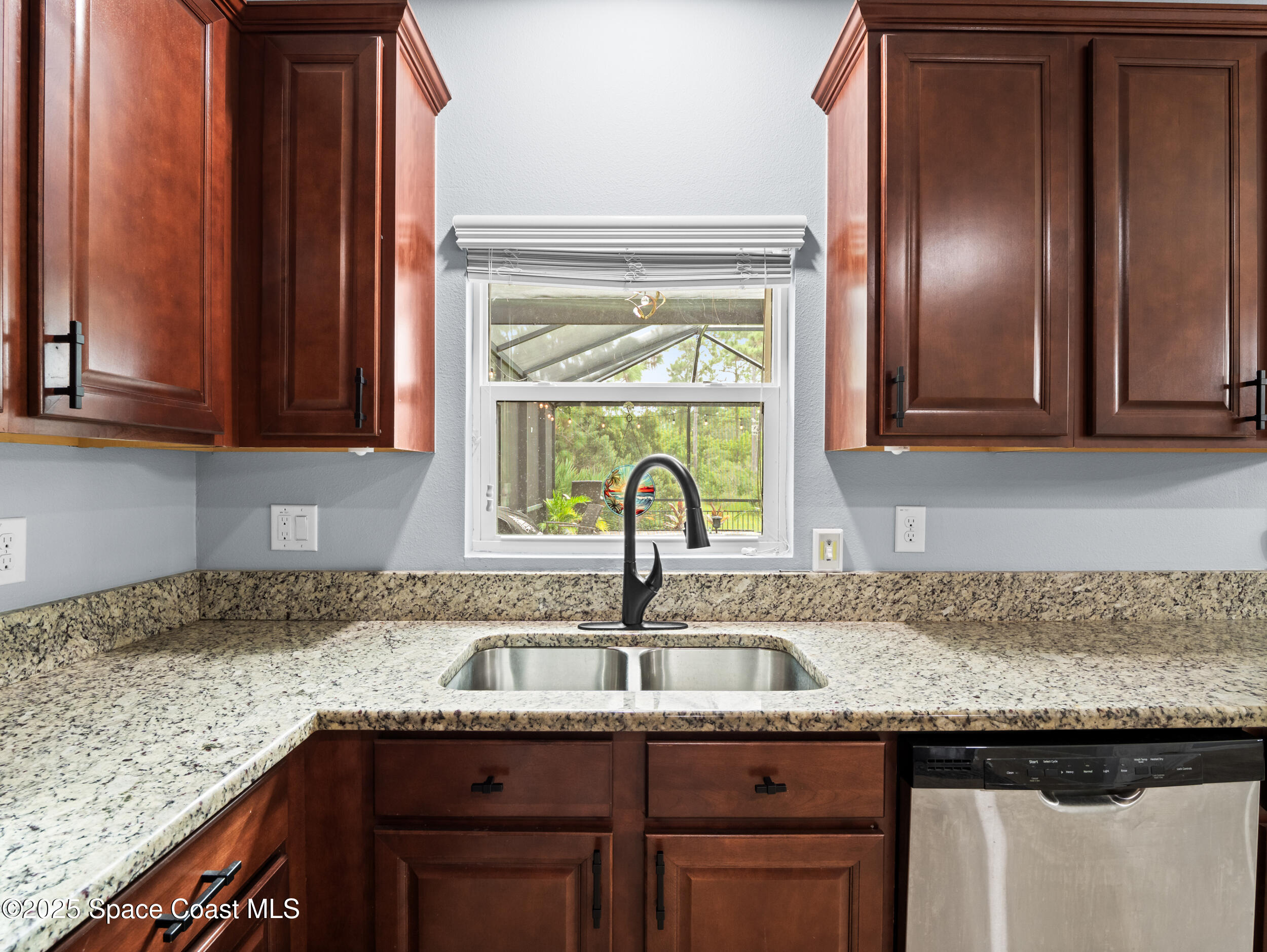 850 Fiddleleaf Circle Melbourne, FL 32904 - Photo 7 of 41 p1113274