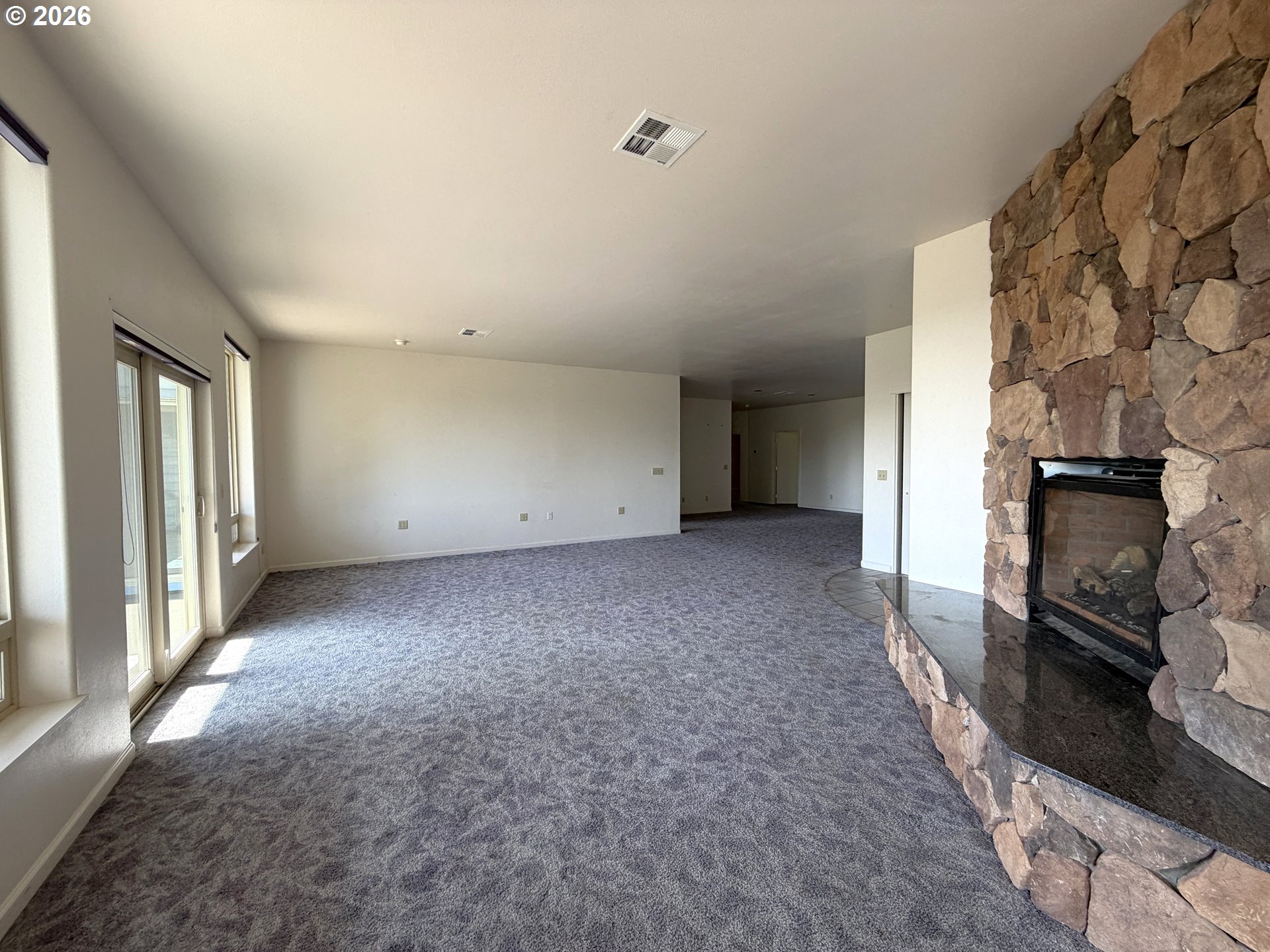 47500 Pacific View Road Langlois, OR 97450 - Photo 6 of 43 Living Room
