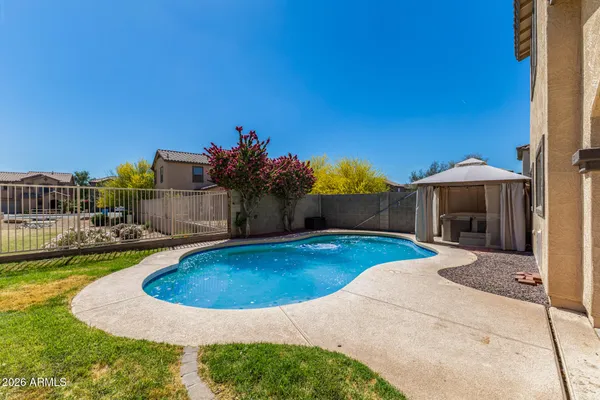 $414,900 | 10925 West College Drive, Phoenix, AZ 85037