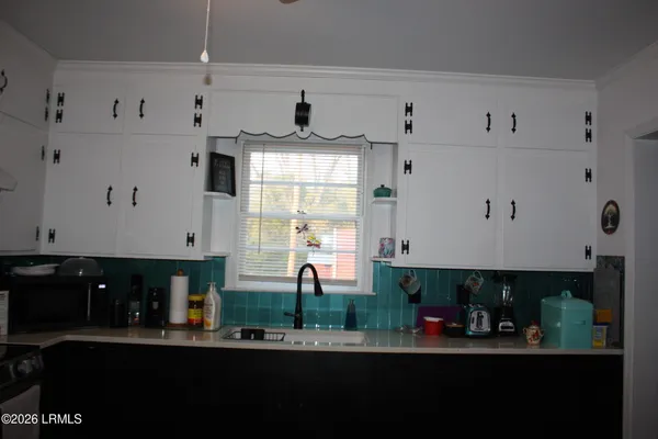 $219,000 | 626 North Railroad Avenue, Brunson, SC 29911