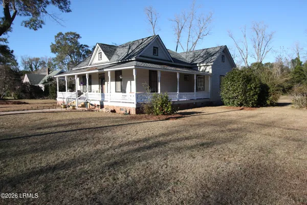 $219,000 | 626 North Railroad Avenue, Brunson, SC 29911