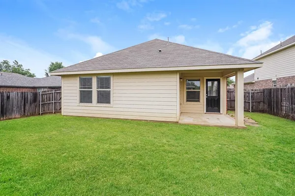 $1,900 | 4156 Summersweet Lane, Fort Worth, TX 76036