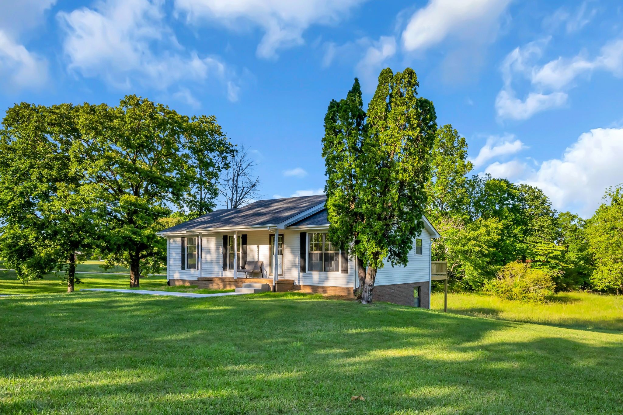 1006 Pond Switch Road Dickson, TN 37055 - Photo 1 of 32