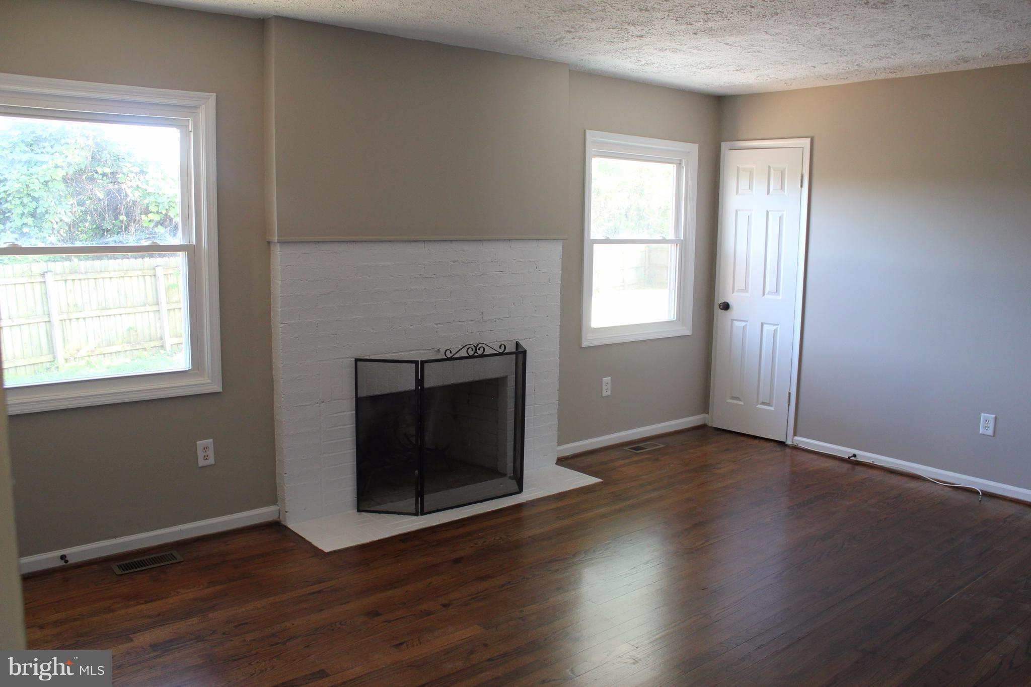 7130 Stanley Road King George, VA 22485 - Photo 10 of 30 Living Room
