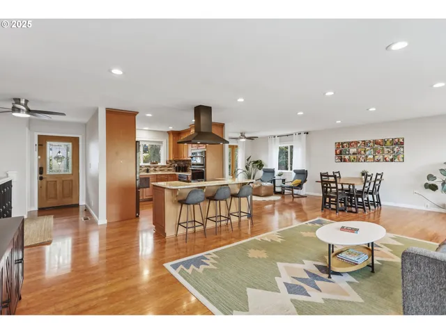 $675,000 | 522 West 22nd Street, The Dalles, OR 97058