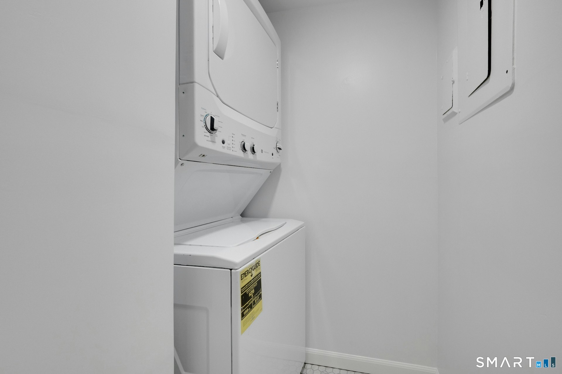 25 Forest Street, Unit 4F Stamford, CT 06901 - Photo 21 of 33