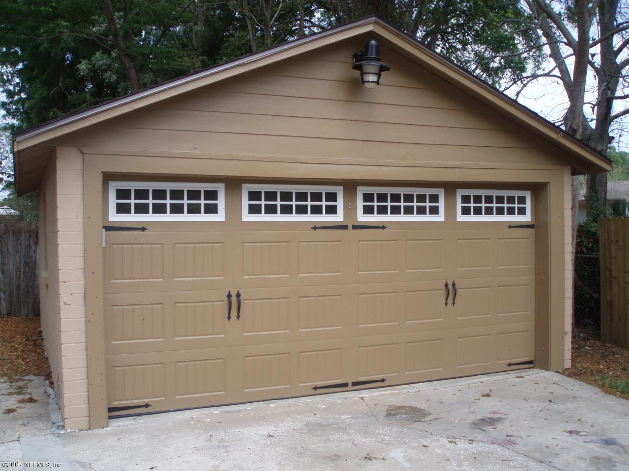 1605 Ridgeland Road Jacksonville, FL 32207 - Photo 8 of 10 Detached Garage