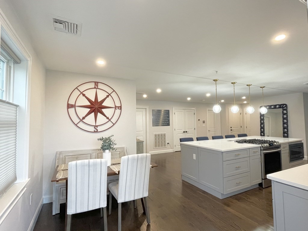 27 Suffolk Street, Unit 3 Chelsea, MA 02150 - Photo 3 of 20 Gallery Image 3