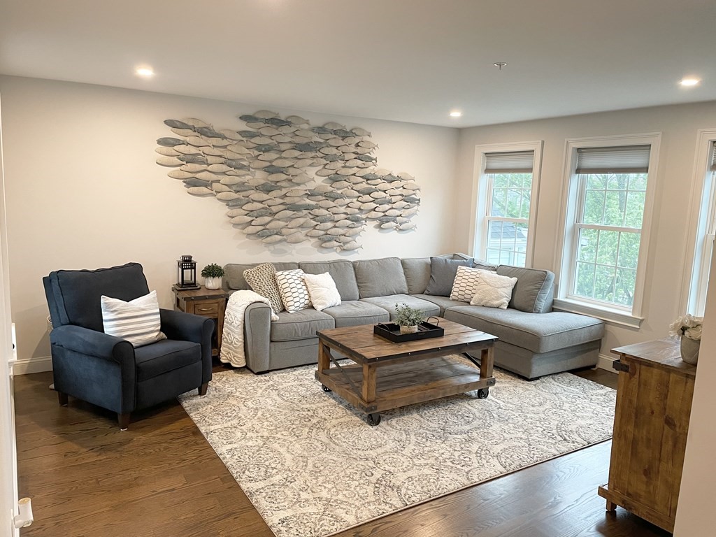 27 Suffolk Street, Unit 3 Chelsea, MA 02150 - Photo 6 of 20 Gallery Image 6