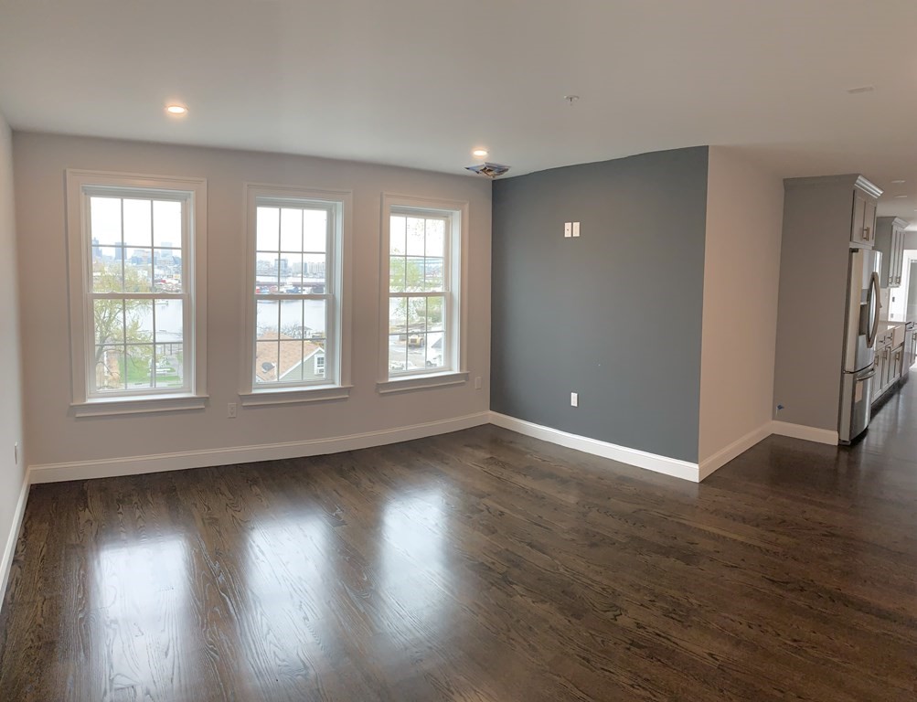 27 Suffolk Street, Unit 3 Chelsea, MA 02150 - Photo 9 of 20 Gallery Image 9