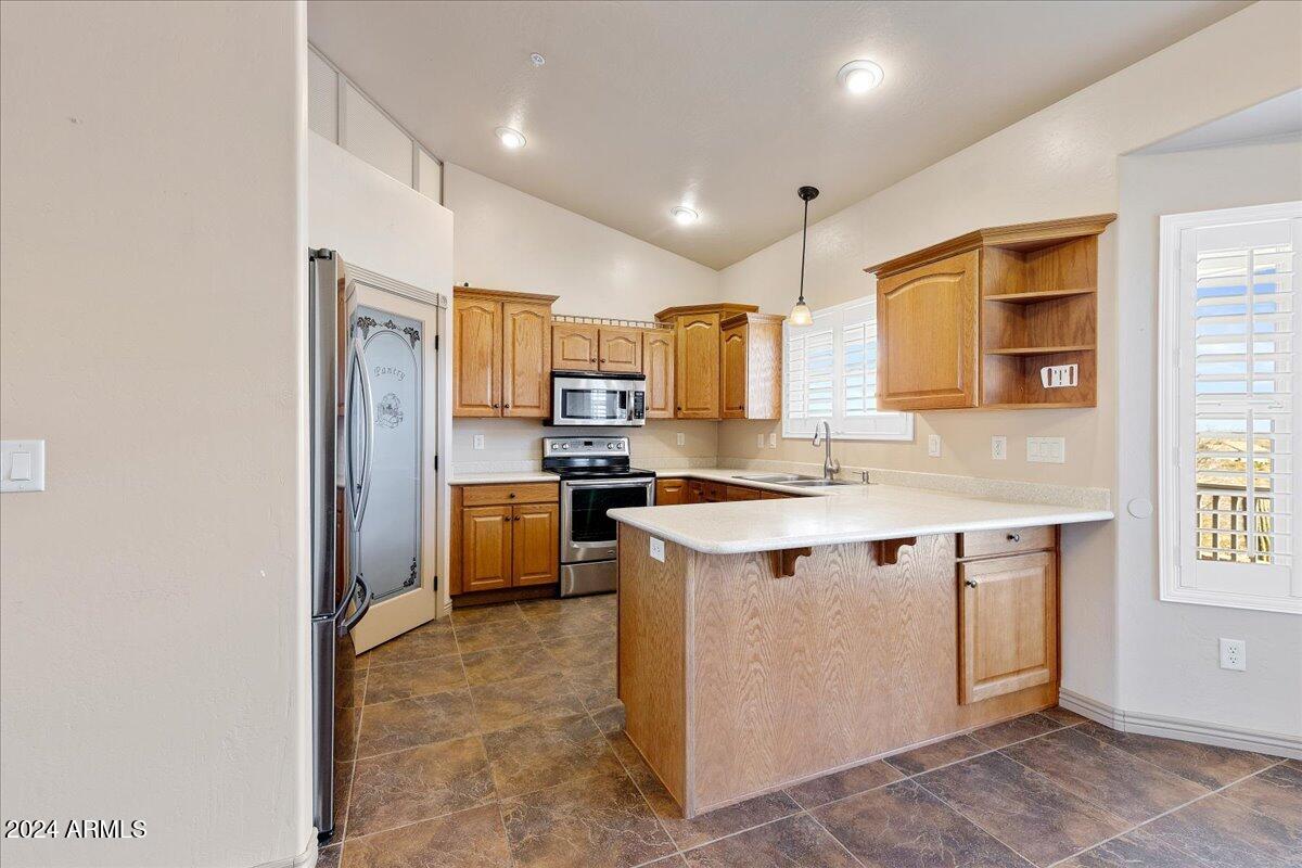 15420 East Upper Ridge Lane Mayer, AZ 86333 - Photo 15 of 57 15-Kitchen