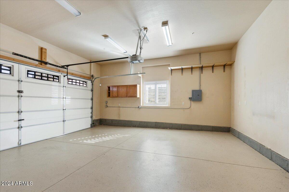 15420 East Upper Ridge Lane Mayer, AZ 86333 - Photo 33 of 57 33-Garage