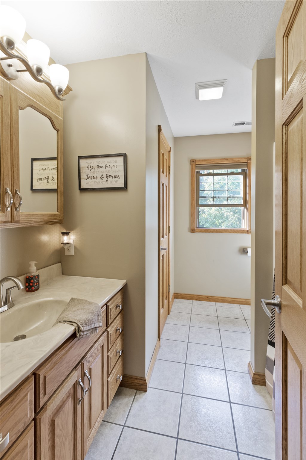 2265 Williams Road Bedford, IN 47421 - Photo 23 of 34 Gallery Image 23