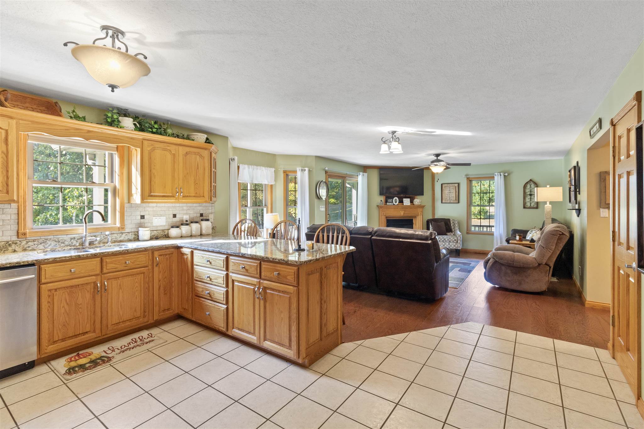 2265 Williams Road Bedford, IN 47421 - Photo 9 of 34 Gallery Image 9