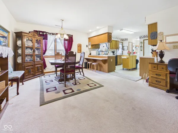 $205,000 | 2819 Peachtree Court, Unit 38, Anderson, IN 46012