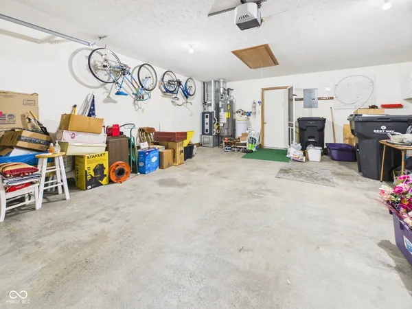 $205,000 | 2819 Peachtree Court, Unit 38, Anderson, IN 46012