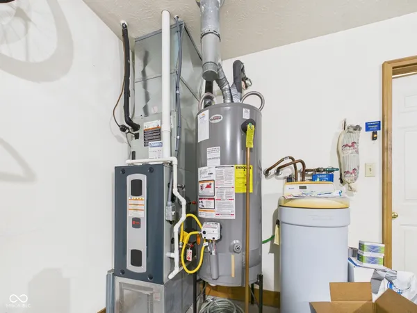 $205,000 | 2819 Peachtree Court, Unit 38, Anderson, IN 46012