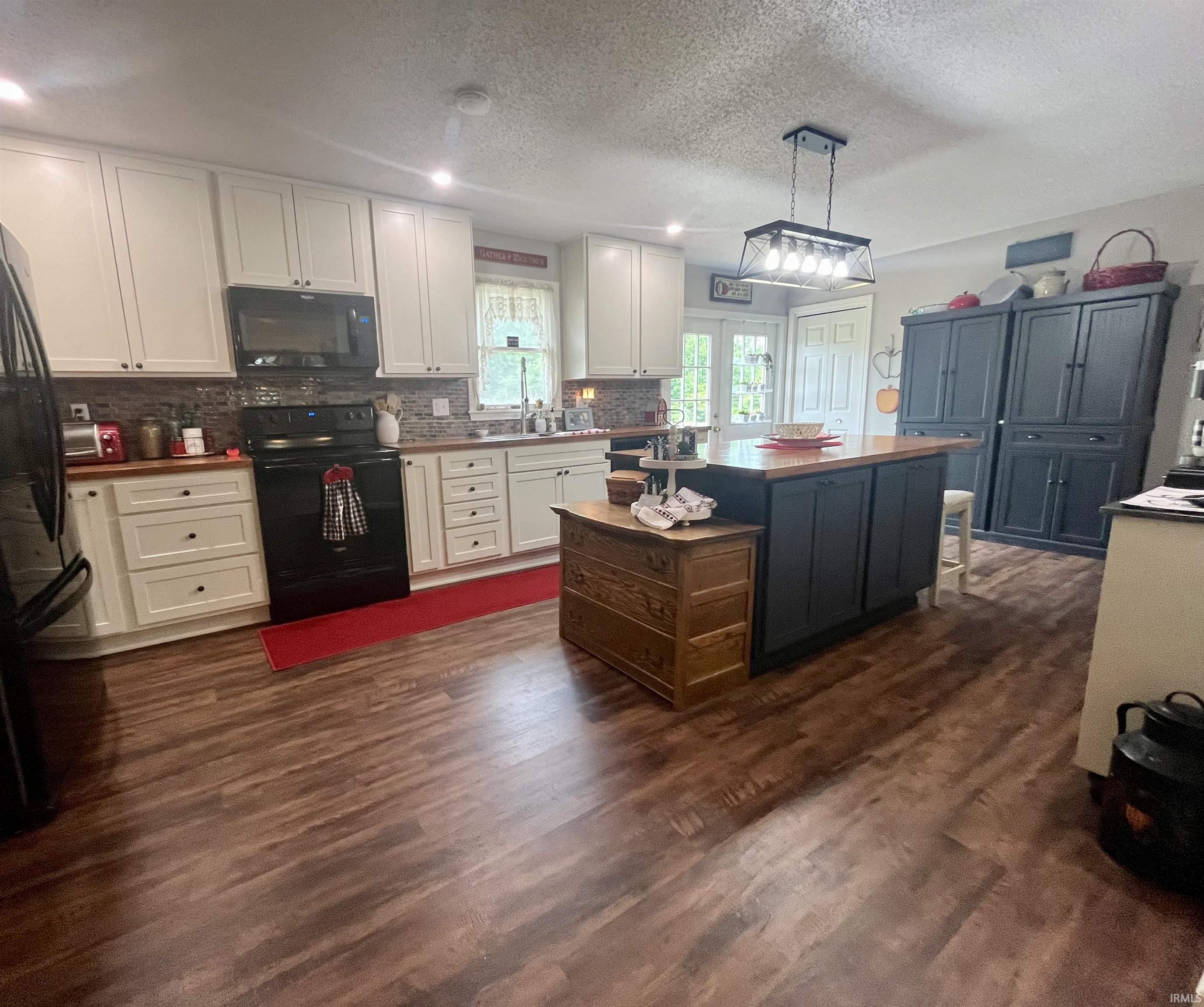 954 Sellers Road Upland, IN 46989 - Photo 12 of 29