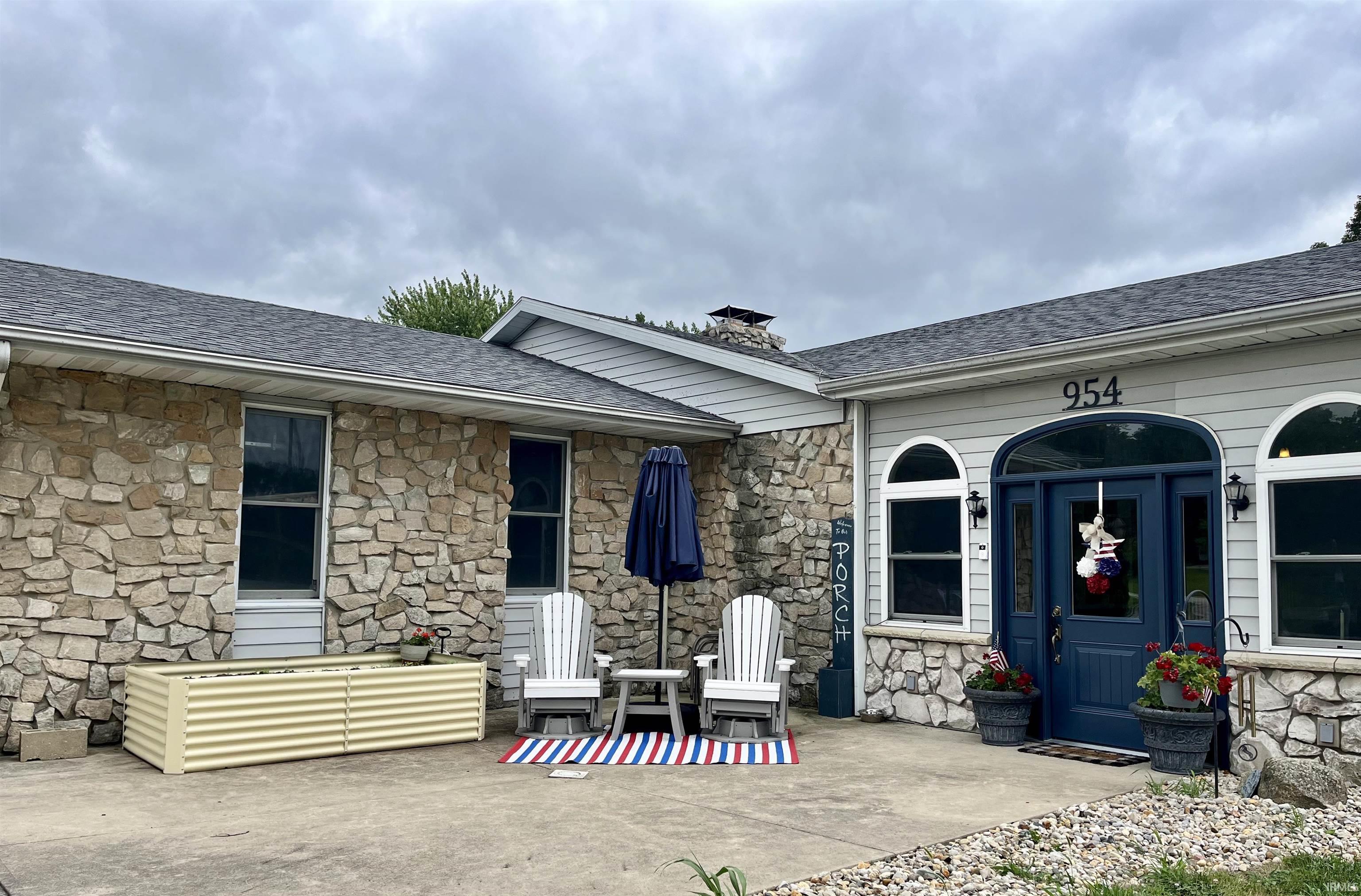 954 Sellers Road Upland, IN 46989 - Photo 4 of 29