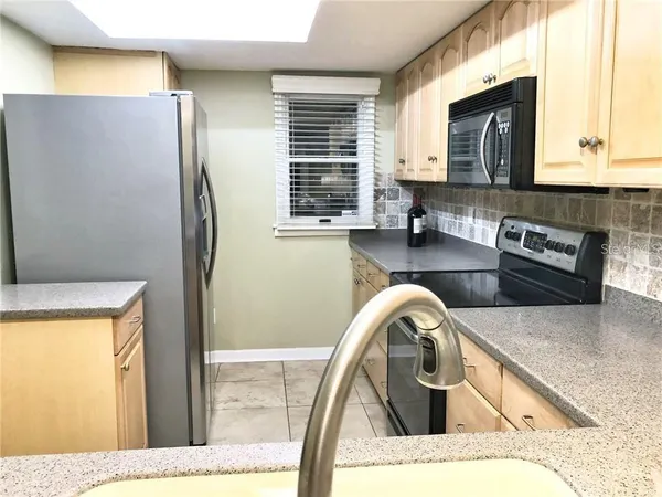$2,900 | 2523 Crowder Lane, Tampa, FL 33629