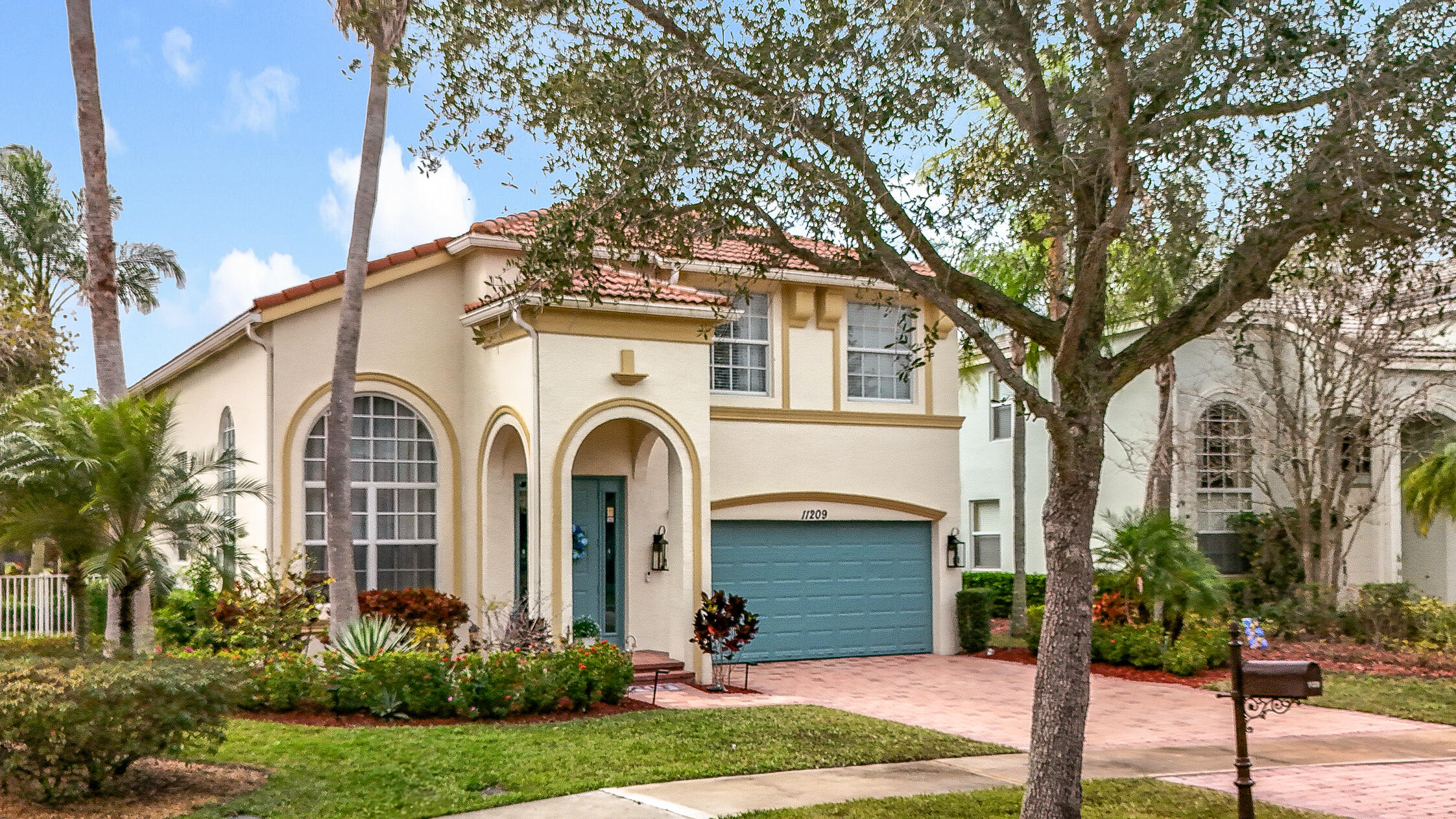 11209 Southwest Springtree Terrace Port St. Lucie, FL 34987 - Photo 4 of 97 4